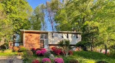 7826 GLENISTER DR, SPRINGFIELD, Virginia 22152, 4 Bedrooms Bedrooms, ,3 BathroomsBathrooms,Residential,For sale,7826 GLENISTER DR,VAFX2258620 MLS # VAFX2258620