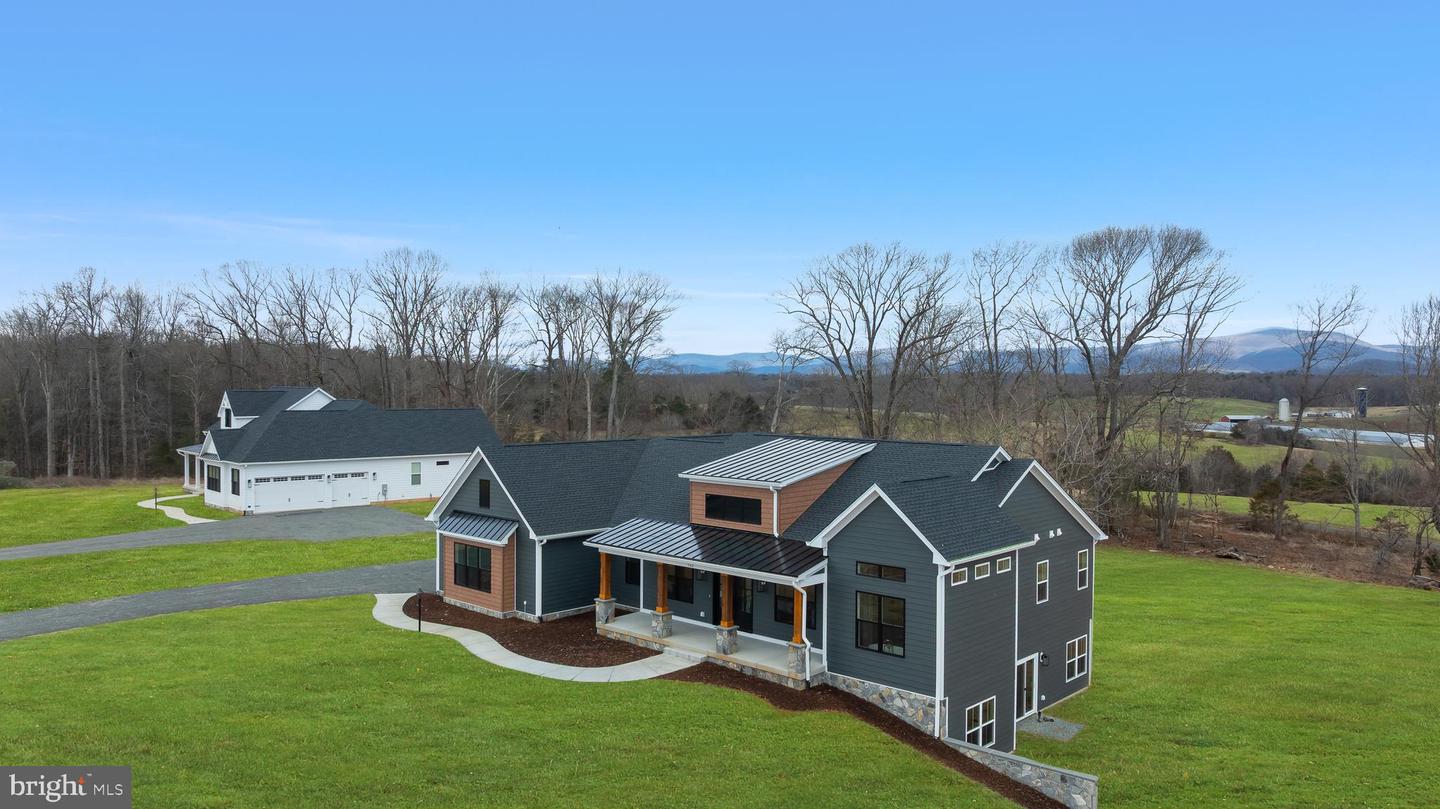 3769 STONY POINT RD, CHARLOTTESVILLE, Virginia 22911, 5 Bedrooms Bedrooms, 19 Rooms Rooms,4 BathroomsBathrooms,Residential,For sale,3769 STONY POINT RD,VAAB2001058 MLS # VAAB2001058