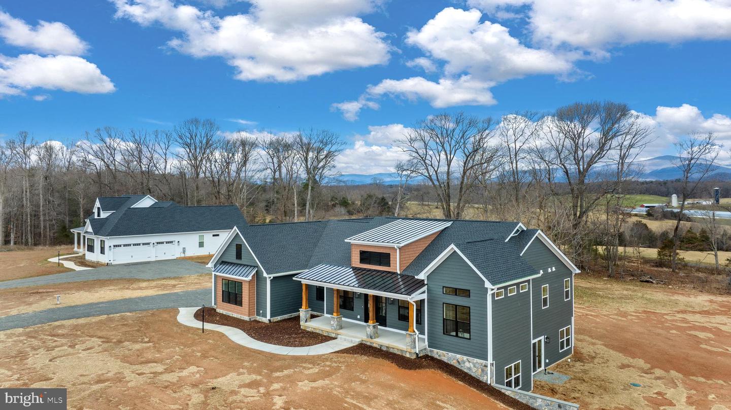 3769 STONY POINT RD, CHARLOTTESVILLE, Virginia 22911, 5 Bedrooms Bedrooms, 19 Rooms Rooms,4 BathroomsBathrooms,Residential,For sale,3769 STONY POINT RD,VAAB2001058 MLS # VAAB2001058
