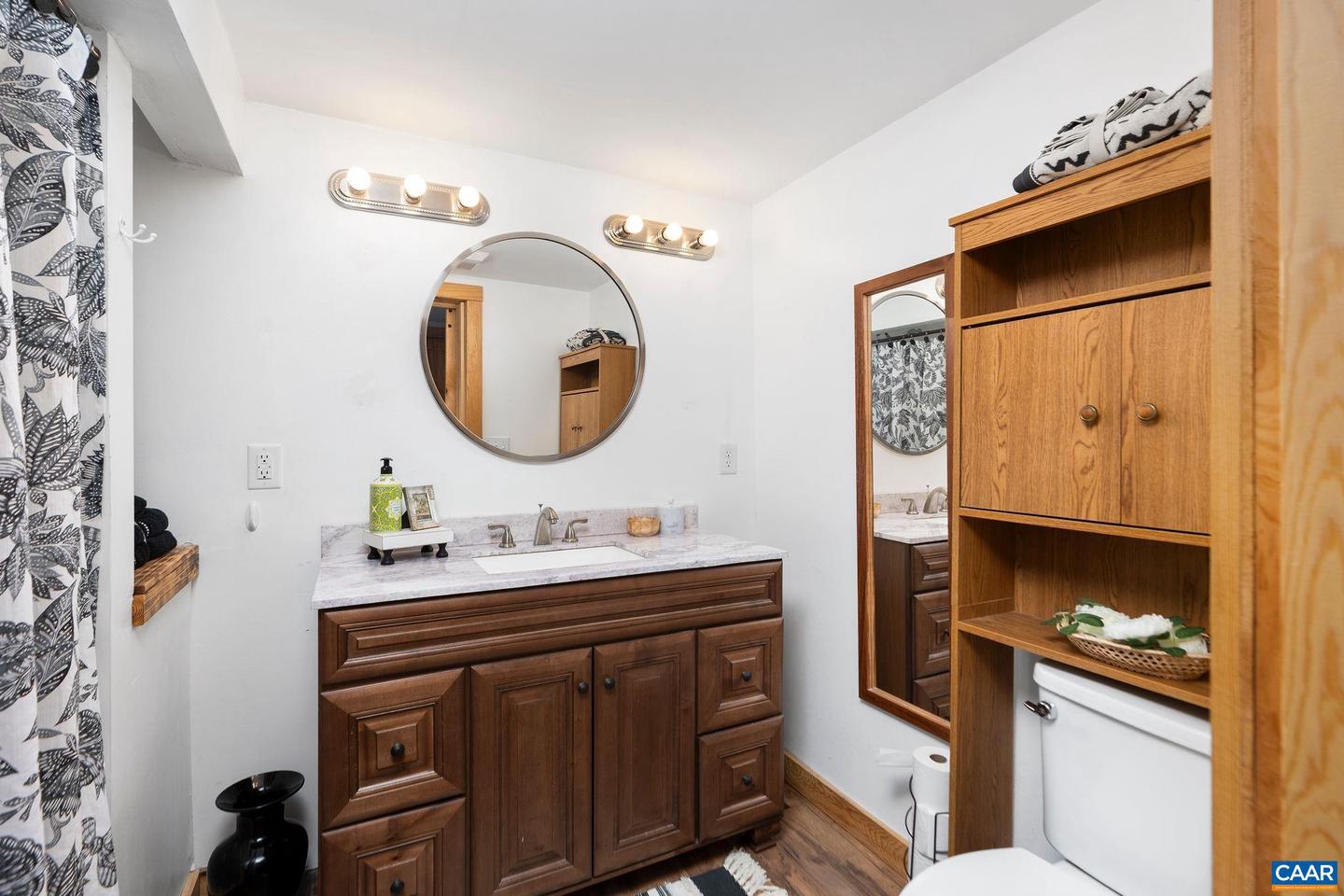 208 E LEE ST, BROADWAY, Virginia 22815, 4 Bedrooms Bedrooms, ,2 BathroomsBathrooms,Residential,For sale,208 E LEE ST,667324 MLS # 667324