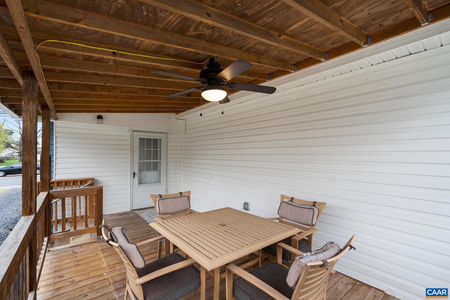 208 E LEE ST, BROADWAY, Virginia 22815, 4 Bedrooms Bedrooms, ,2 BathroomsBathrooms,Residential,For sale,208 E LEE ST,667324 MLS # 667324
