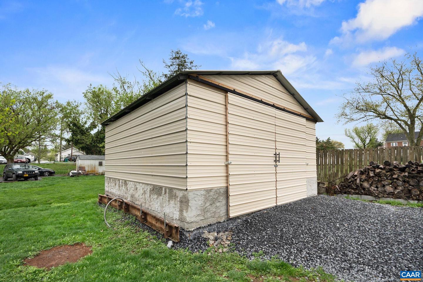 208 E LEE ST, BROADWAY, Virginia 22815, 4 Bedrooms Bedrooms, ,2 BathroomsBathrooms,Residential,For sale,208 E LEE ST,667324 MLS # 667324