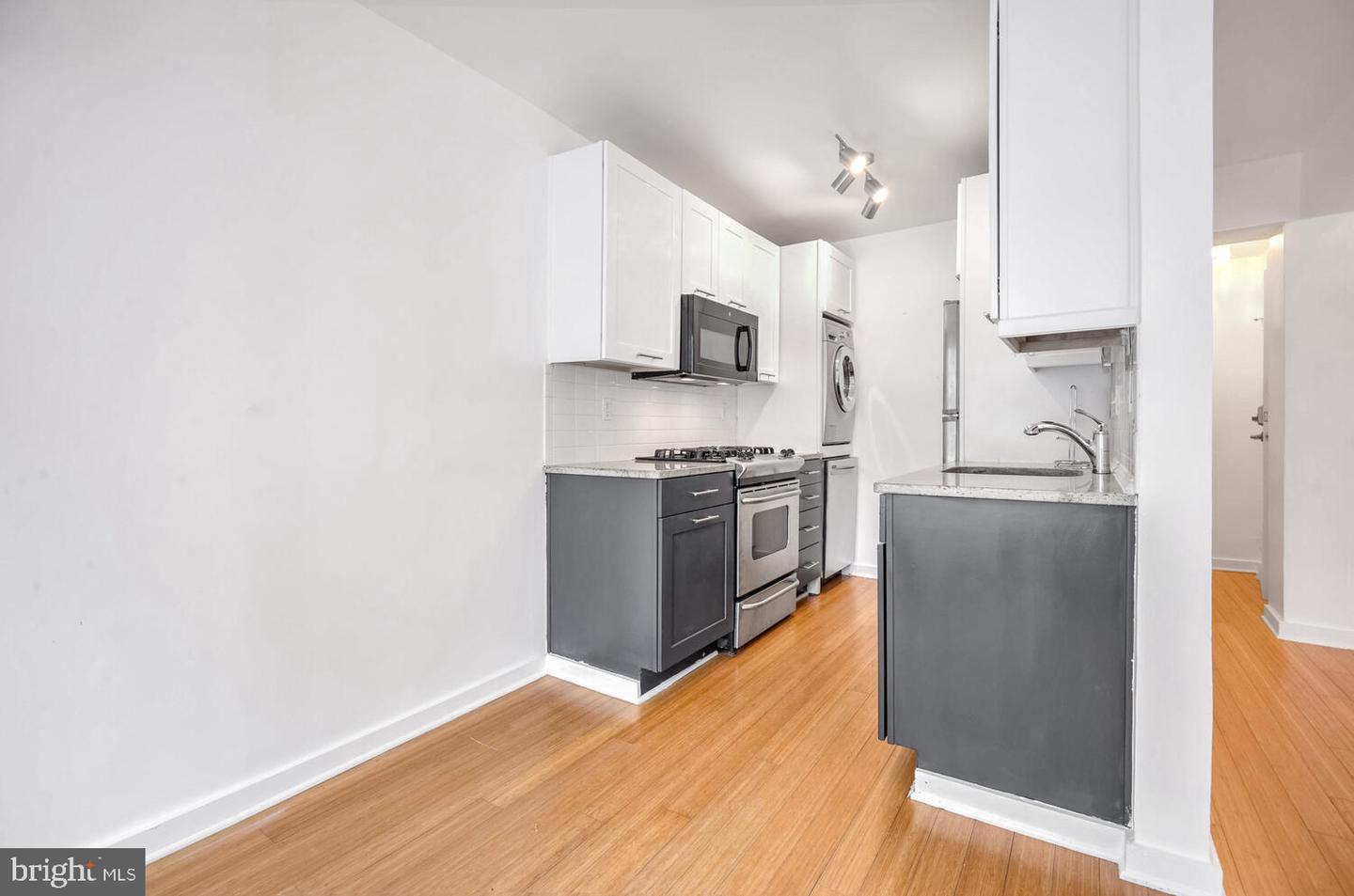 2639 15TH ST NW #101, WASHINGTON, District Of Columbia 20009, ,1 BathroomBathrooms,Residential,For sale,2639 15TH ST NW #101,DCDC2213106 MLS # DCDC2213106