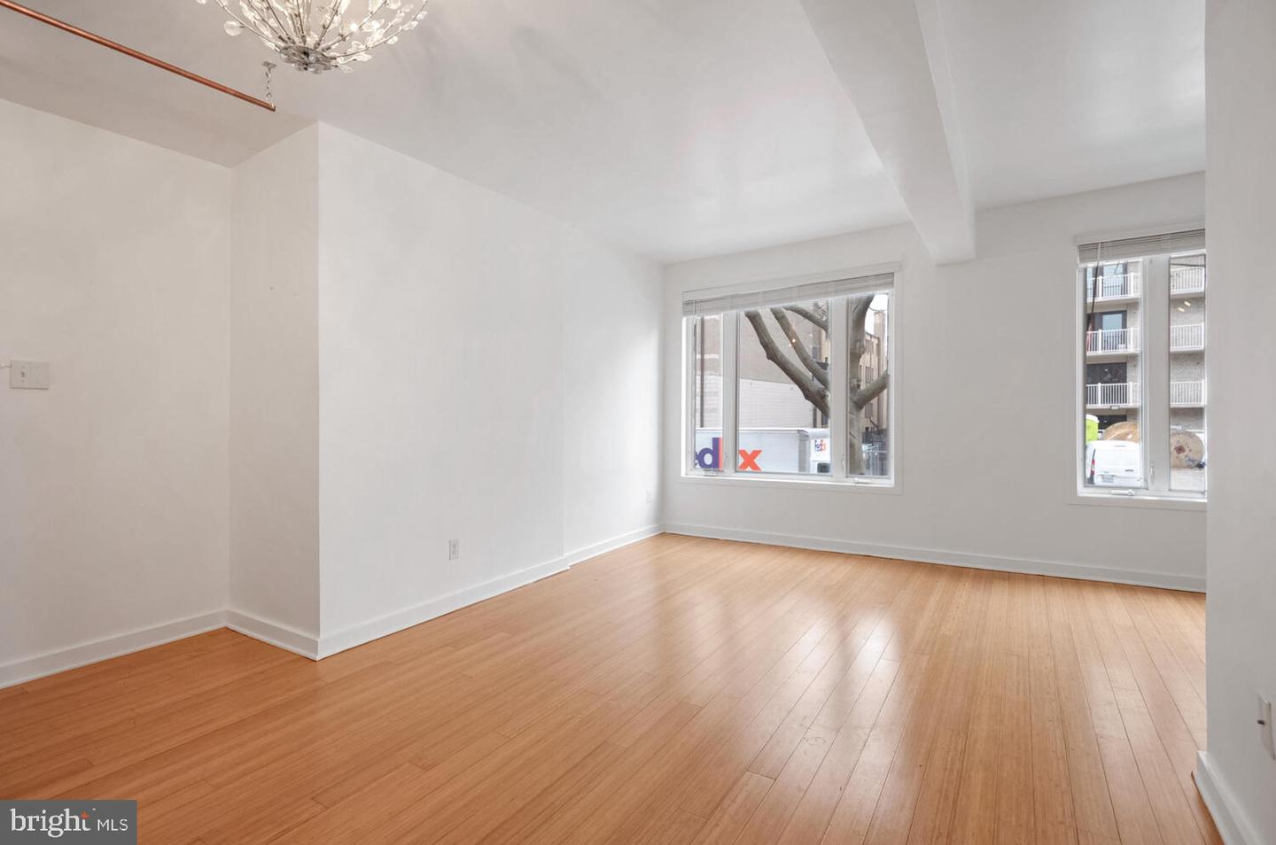 2639 15TH ST NW #101, WASHINGTON, District Of Columbia 20009, ,1 BathroomBathrooms,Residential,For sale,2639 15TH ST NW #101,DCDC2213106 MLS # DCDC2213106