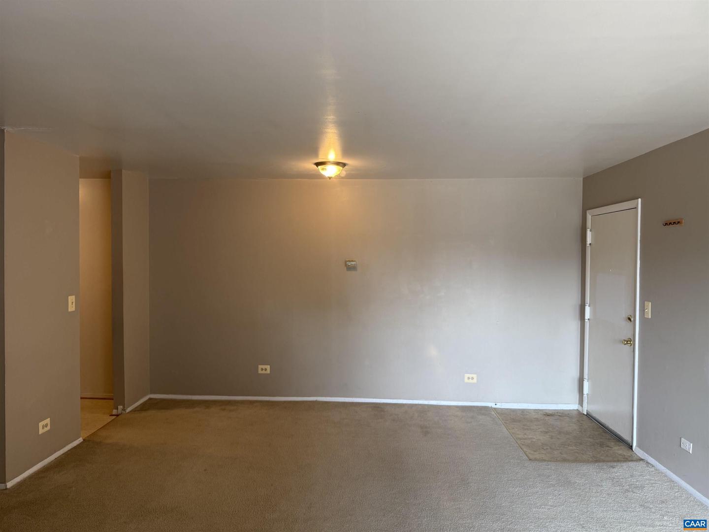 1215 WERTLAND ST #A42, CHARLOTTESVILLE, Virginia 22903, 2 Bedrooms Bedrooms, ,1 BathroomBathrooms,Residential,For sale,1215 WERTLAND ST #A42,667331 MLS # 667331