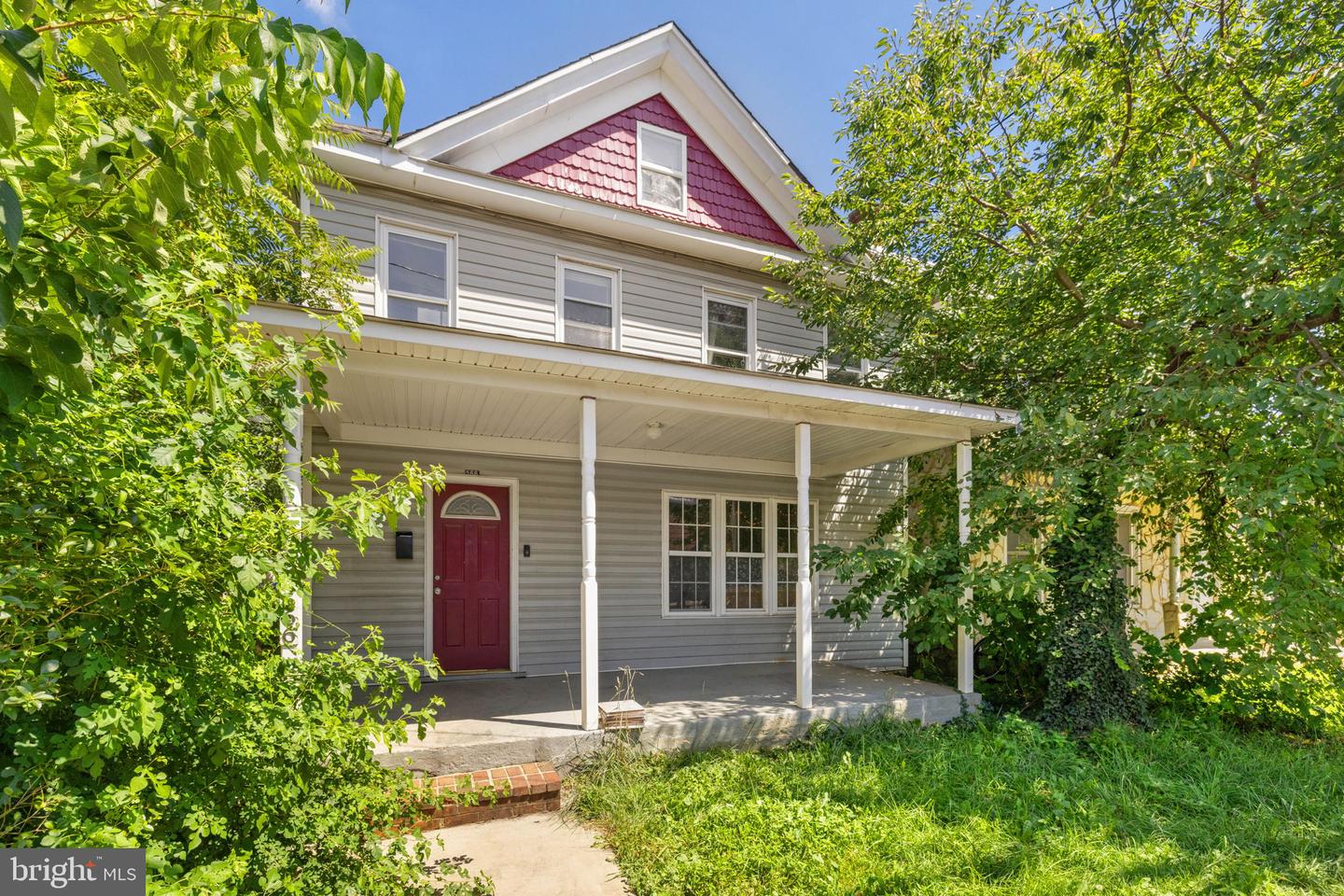 566 N LOUDOUN ST, WINCHESTER, Virginia 22601, 4 Bedrooms Bedrooms, ,2 BathroomsBathrooms,Residential,For sale,566 N LOUDOUN ST,VAWI2008812 MLS # VAWI2008812