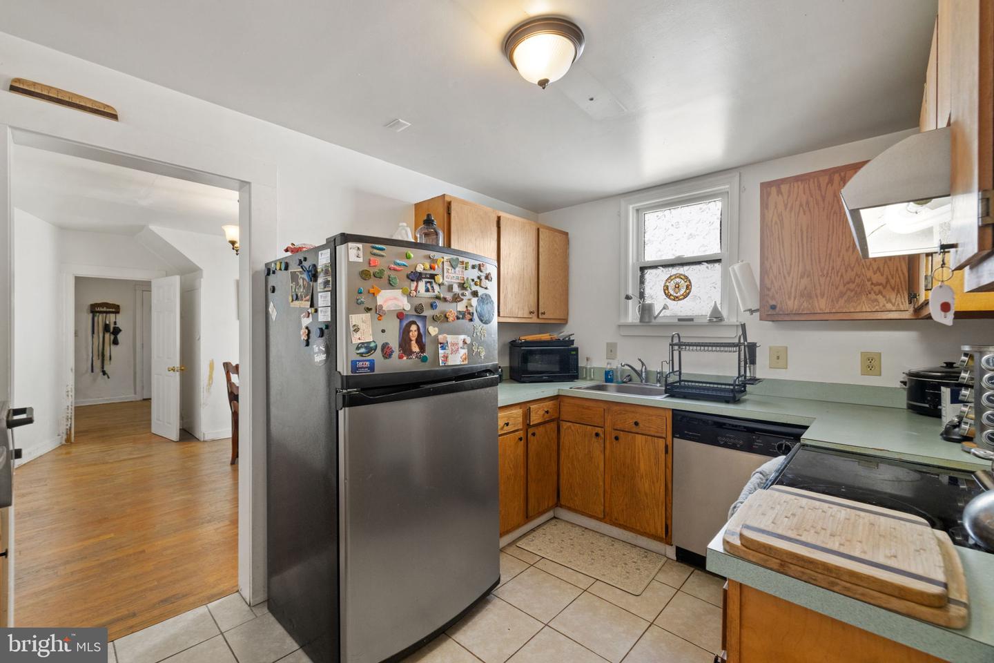 566 N LOUDOUN ST, WINCHESTER, Virginia 22601, 4 Bedrooms Bedrooms, ,2 BathroomsBathrooms,Residential,For sale,566 N LOUDOUN ST,VAWI2008812 MLS # VAWI2008812