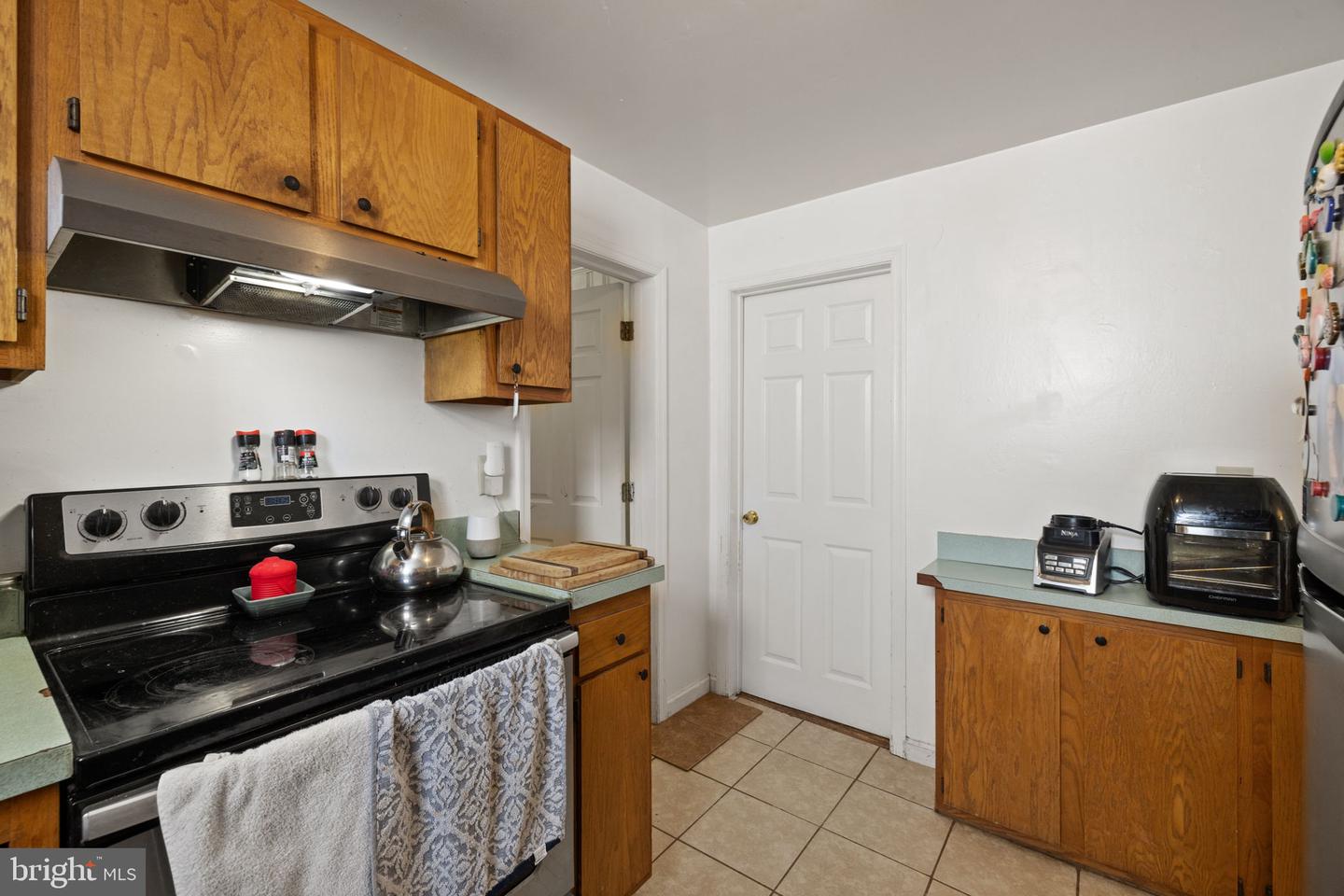 566 N LOUDOUN ST, WINCHESTER, Virginia 22601, 4 Bedrooms Bedrooms, ,2 BathroomsBathrooms,Residential,For sale,566 N LOUDOUN ST,VAWI2008812 MLS # VAWI2008812