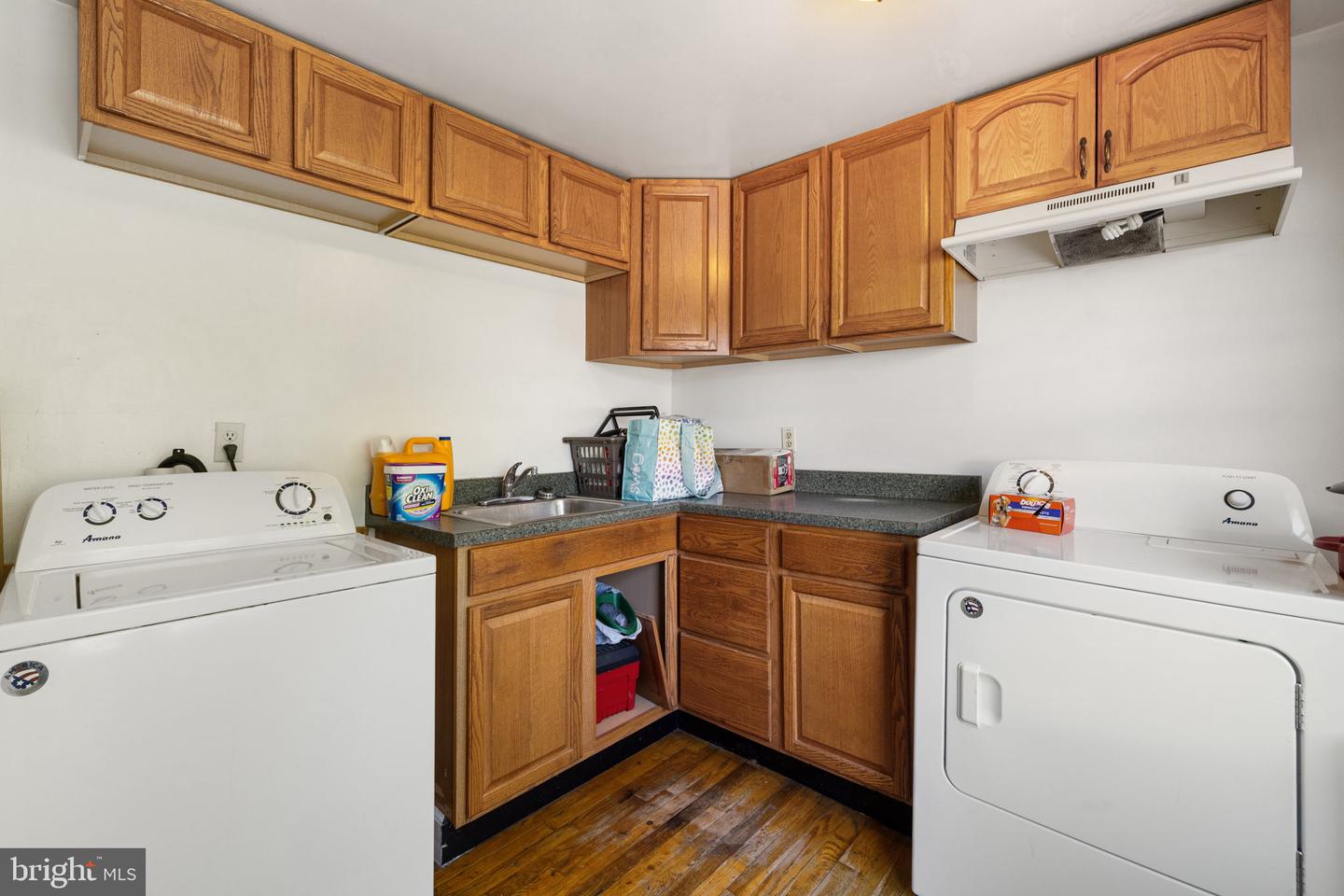 566 N LOUDOUN ST, WINCHESTER, Virginia 22601, 4 Bedrooms Bedrooms, ,2 BathroomsBathrooms,Residential,For sale,566 N LOUDOUN ST,VAWI2008812 MLS # VAWI2008812