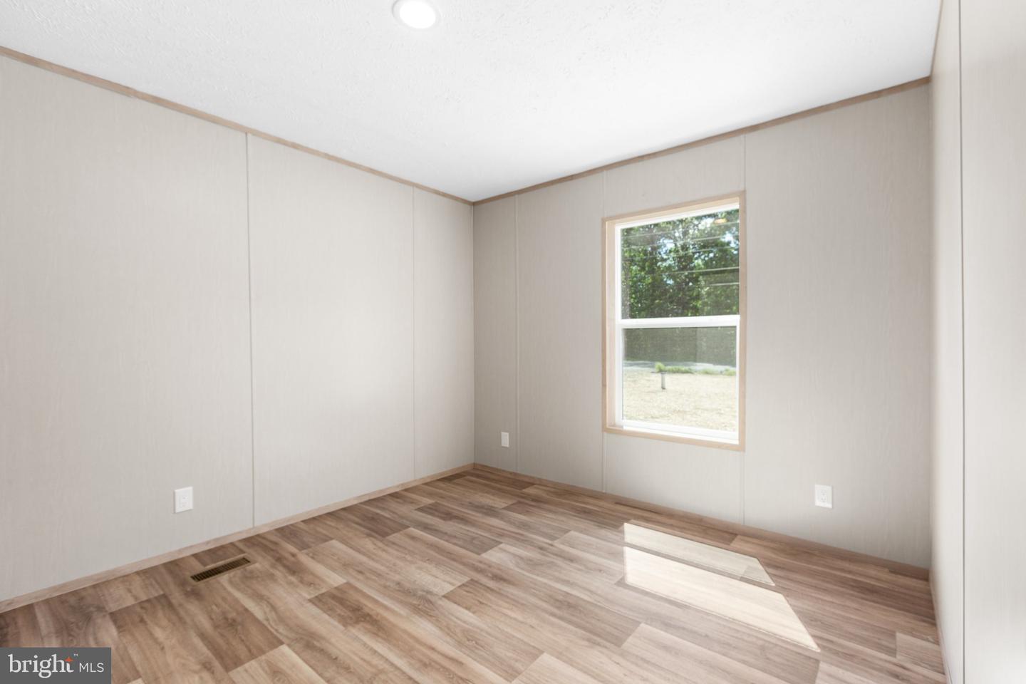 7185 SHANNON HILL RD, LOUISA, Virginia 23093, 3 Bedrooms Bedrooms, ,2 BathroomsBathrooms,Residential,For sale,7185 SHANNON HILL RD,VALA2008374 MLS # VALA2008374
