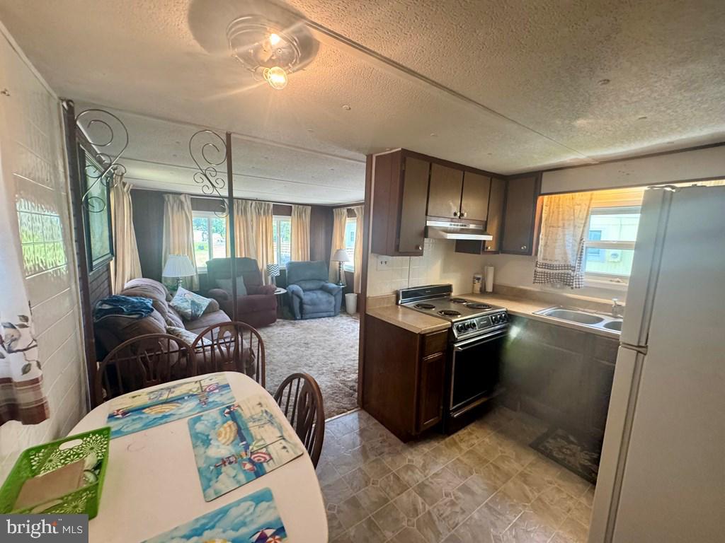 5122 SERENITY LN, CHINCOTEAGUE ISLAND, Virginia 23336, 2 Bedrooms Bedrooms, ,1 BathroomBathrooms,Residential,For sale,5122 SERENITY LN,VAAC2002118 MLS # VAAC2002118