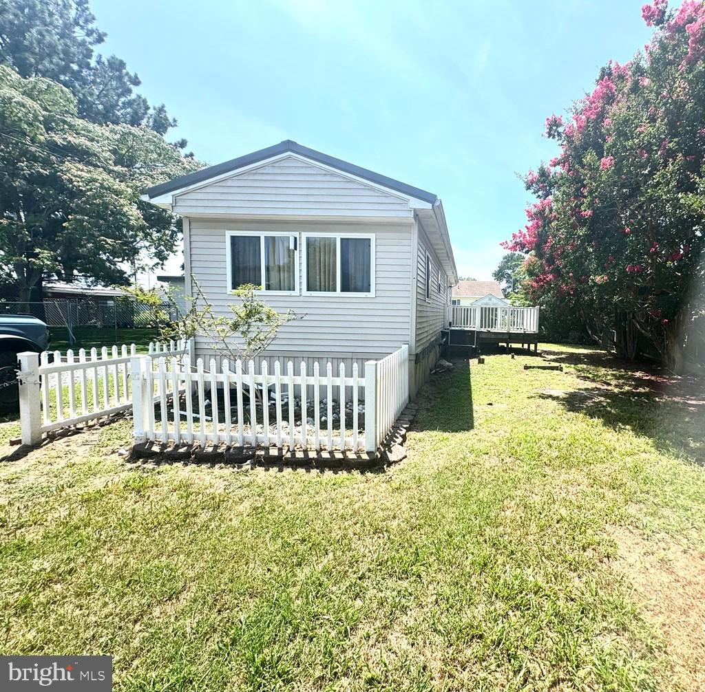 5122 SERENITY LN, CHINCOTEAGUE ISLAND, Virginia 23336, 2 Bedrooms Bedrooms, ,1 BathroomBathrooms,Residential,For sale,5122 SERENITY LN,VAAC2002118 MLS # VAAC2002118