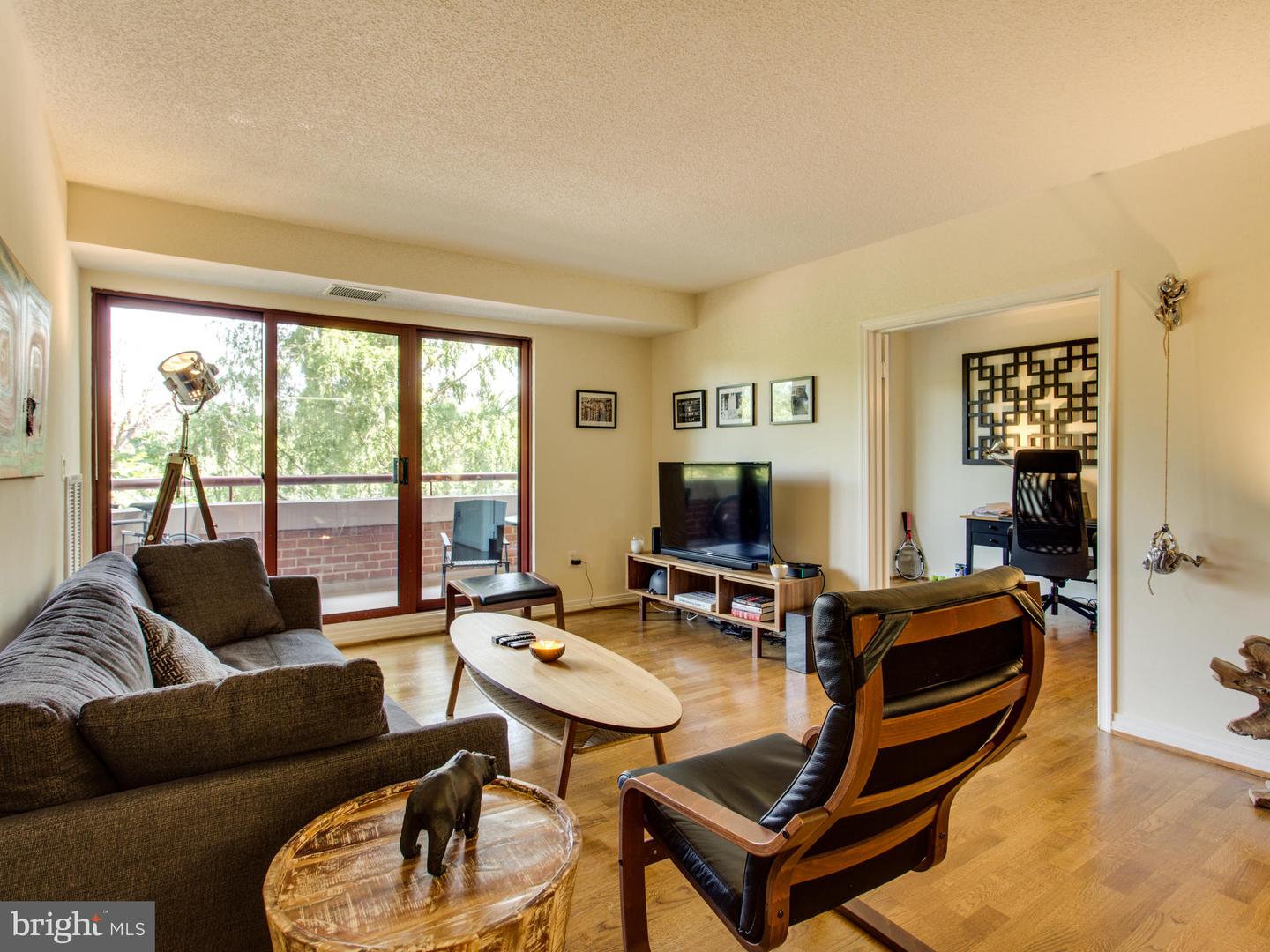 2301 N ST NW #201, WASHINGTON, District Of Columbia 20037, 2 Bedrooms Bedrooms, ,2 BathroomsBathrooms,Residential,For sale,2301 N ST NW #201,DCDC2170966 MLS # DCDC2170966