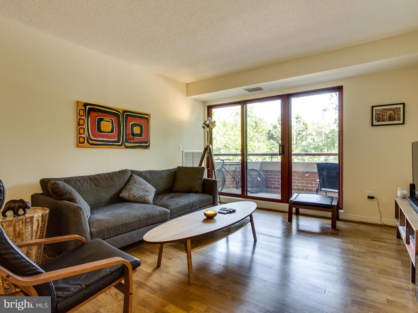 2301 N ST NW #201, WASHINGTON, District Of Columbia 20037, 2 Bedrooms Bedrooms, ,2 BathroomsBathrooms,Residential,For sale,2301 N ST NW #201,DCDC2170966 MLS # DCDC2170966
