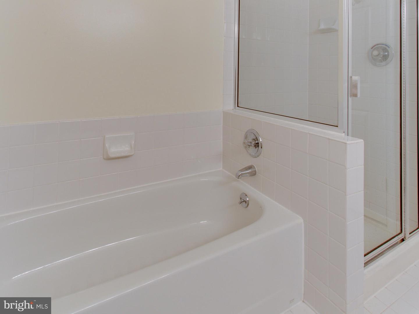 2301 N ST NW #201, WASHINGTON, District Of Columbia 20037, 2 Bedrooms Bedrooms, ,2 BathroomsBathrooms,Residential,For sale,2301 N ST NW #201,DCDC2170966 MLS # DCDC2170966