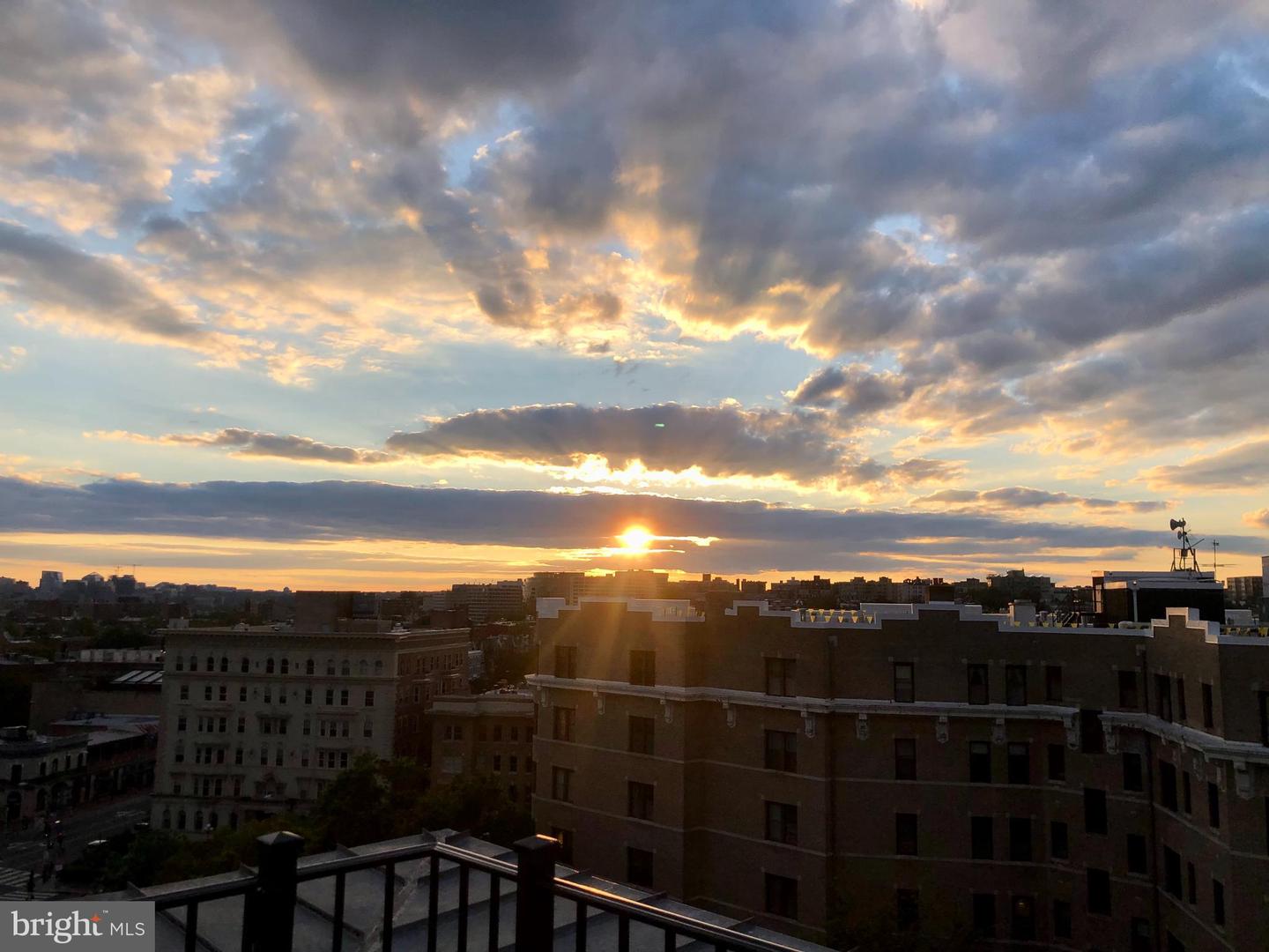 2039 NEW HAMPSHIRE AVE NW #210, WASHINGTON, District Of Columbia 20009, 2 Bedrooms Bedrooms, ,1 BathroomBathrooms,Residential,For sale,2039 NEW HAMPSHIRE AVE NW #210,DCDC2187694 MLS # DCDC2187694