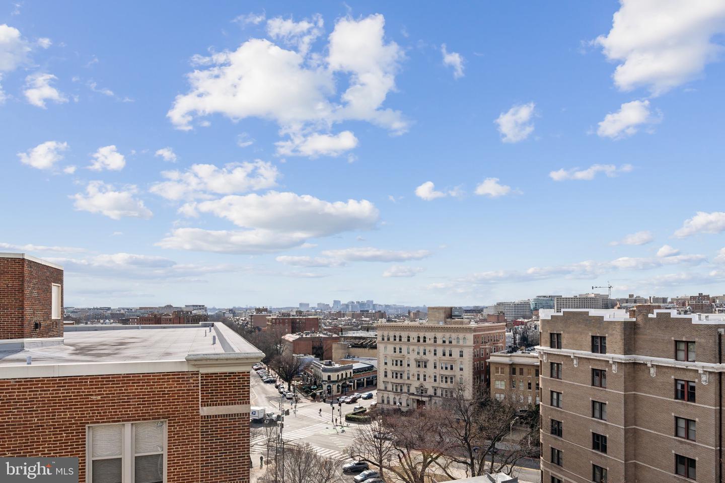 2039 NEW HAMPSHIRE AVE NW #210, WASHINGTON, District Of Columbia 20009, 2 Bedrooms Bedrooms, ,1 BathroomBathrooms,Residential,For sale,2039 NEW HAMPSHIRE AVE NW #210,DCDC2187694 MLS # DCDC2187694