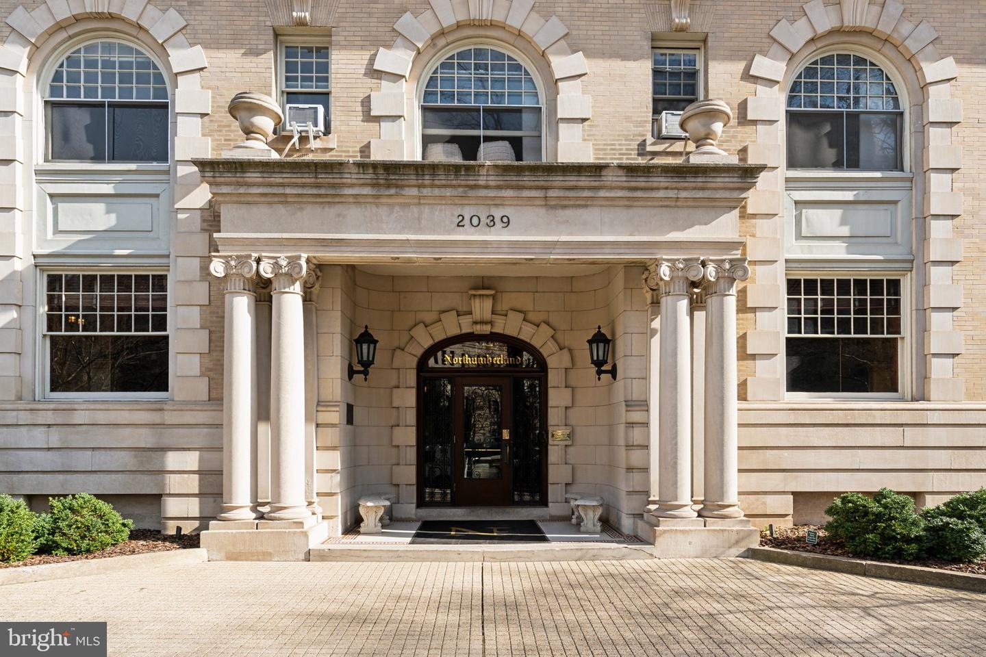 2039 NEW HAMPSHIRE AVE NW #210, WASHINGTON, District Of Columbia 20009, 2 Bedrooms Bedrooms, ,1 BathroomBathrooms,Residential,For sale,2039 NEW HAMPSHIRE AVE NW #210,DCDC2187694 MLS # DCDC2187694