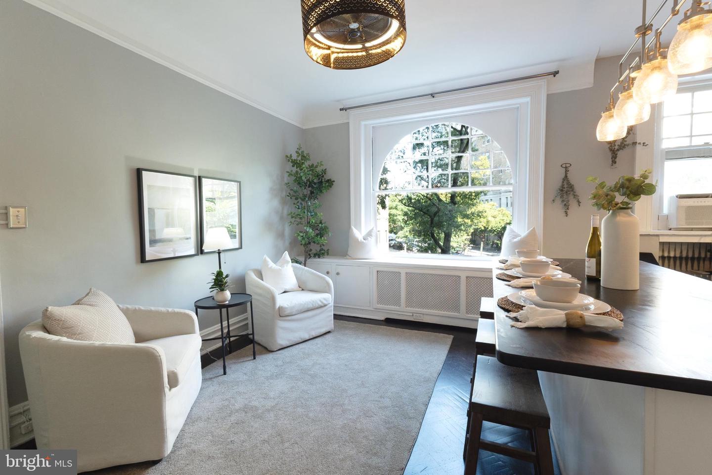 2039 NEW HAMPSHIRE AVE NW #210, WASHINGTON, District Of Columbia 20009, 2 Bedrooms Bedrooms, ,1 BathroomBathrooms,Residential,For sale,2039 NEW HAMPSHIRE AVE NW #210,DCDC2187694 MLS # DCDC2187694
