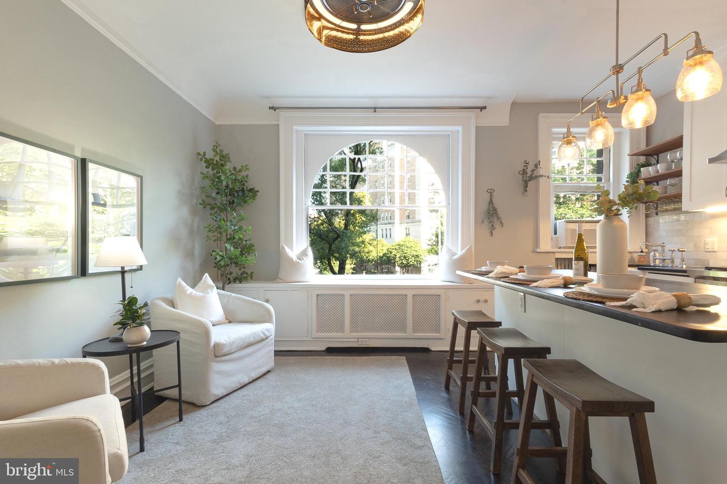 2039 NEW HAMPSHIRE AVE NW #210, WASHINGTON, District Of Columbia 20009, 2 Bedrooms Bedrooms, ,1 BathroomBathrooms,Residential,For sale,2039 NEW HAMPSHIRE AVE NW #210,DCDC2187694 MLS # DCDC2187694
