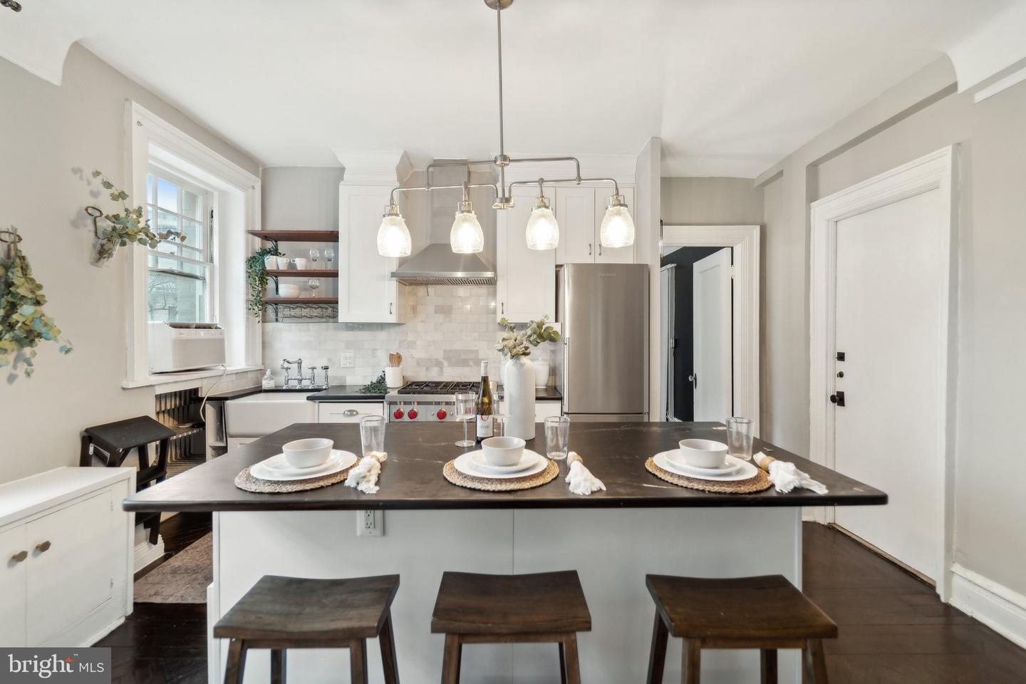 2039 NEW HAMPSHIRE AVE NW #210, WASHINGTON, District Of Columbia 20009, 2 Bedrooms Bedrooms, ,1 BathroomBathrooms,Residential,For sale,2039 NEW HAMPSHIRE AVE NW #210,DCDC2187694 MLS # DCDC2187694