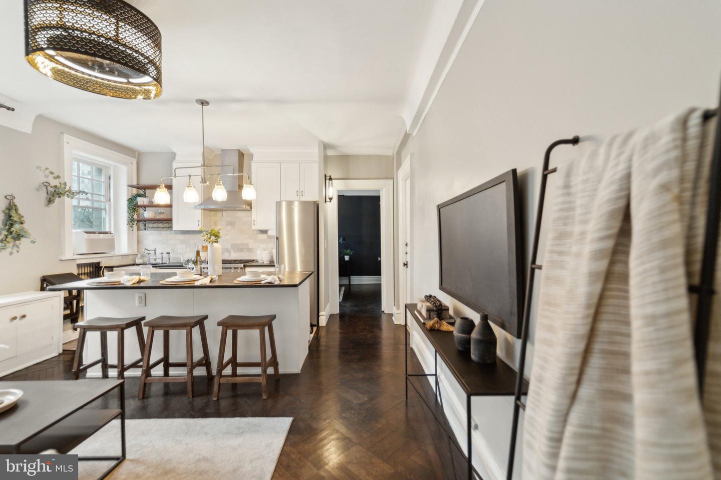 2039 NEW HAMPSHIRE AVE NW #210, WASHINGTON, District Of Columbia 20009, 2 Bedrooms Bedrooms, ,1 BathroomBathrooms,Residential,For sale,2039 NEW HAMPSHIRE AVE NW #210,DCDC2187694 MLS # DCDC2187694