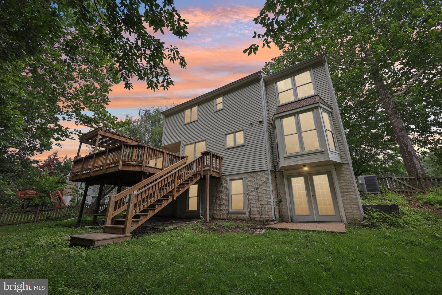 8126 TALL TIMBER DR, GAINESVILLE, Virginia 20155, 5 Bedrooms Bedrooms, ,3 BathroomsBathrooms,Residential,For sale,8126 TALL TIMBER DR,VAPW2089578 MLS # VAPW2089578
