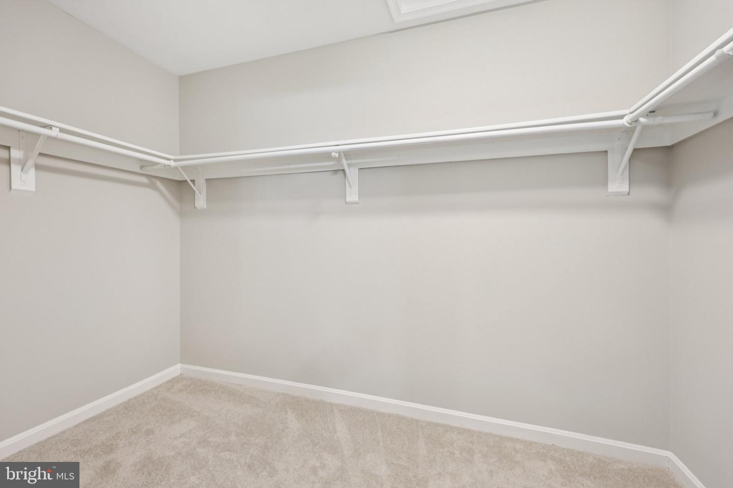 8126 TALL TIMBER DR, GAINESVILLE, Virginia 20155, 5 Bedrooms Bedrooms, ,3 BathroomsBathrooms,Residential,For sale,8126 TALL TIMBER DR,VAPW2089578 MLS # VAPW2089578