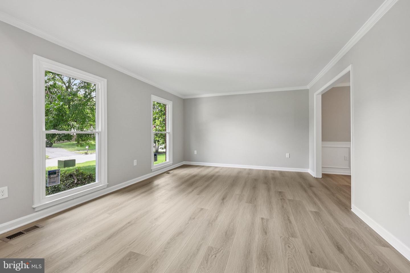 8126 TALL TIMBER DR, GAINESVILLE, Virginia 20155, 5 Bedrooms Bedrooms, ,3 BathroomsBathrooms,Residential,For sale,8126 TALL TIMBER DR,VAPW2089578 MLS # VAPW2089578