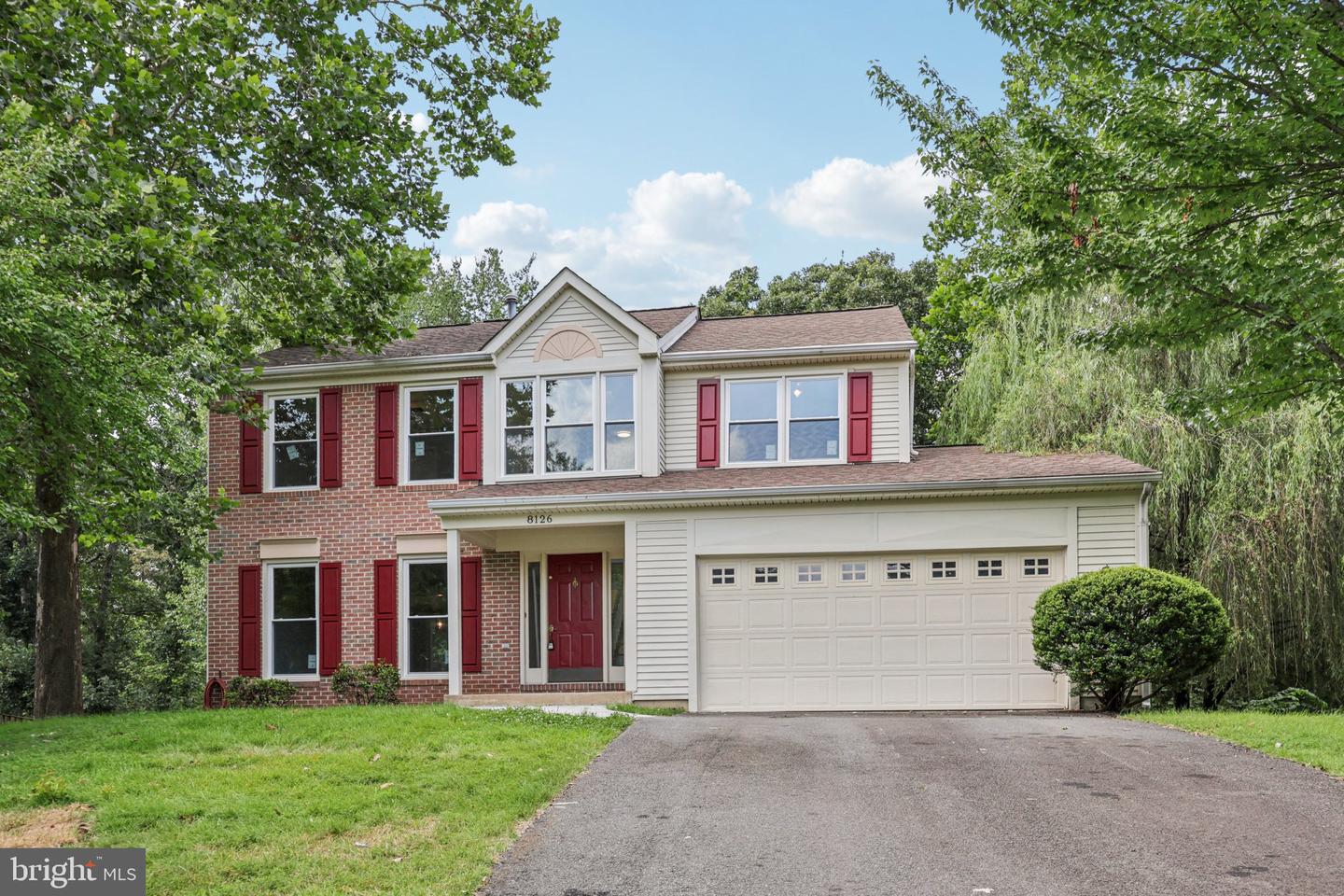 8126 TALL TIMBER DR, GAINESVILLE, Virginia 20155, 5 Bedrooms Bedrooms, ,3 BathroomsBathrooms,Residential,For sale,8126 TALL TIMBER DR,VAPW2089578 MLS # VAPW2089578