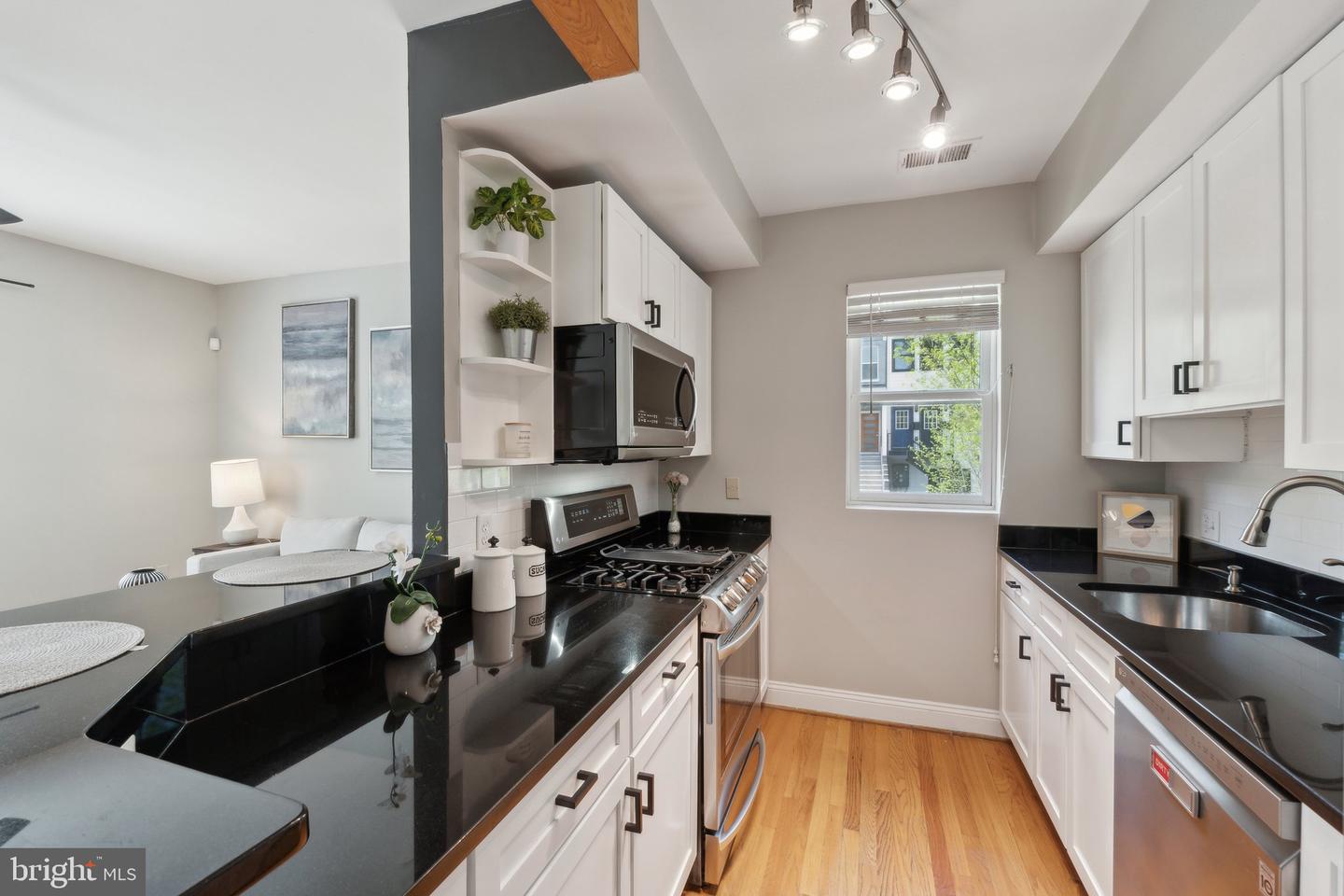 1300 CHILDRESS ST NE #3, WASHINGTON, District Of Columbia 20002, 2 Bedrooms Bedrooms, ,1 BathroomBathrooms,Residential,For sale,1300 CHILDRESS ST NE #3,DCDC2191390 MLS # DCDC2191390
