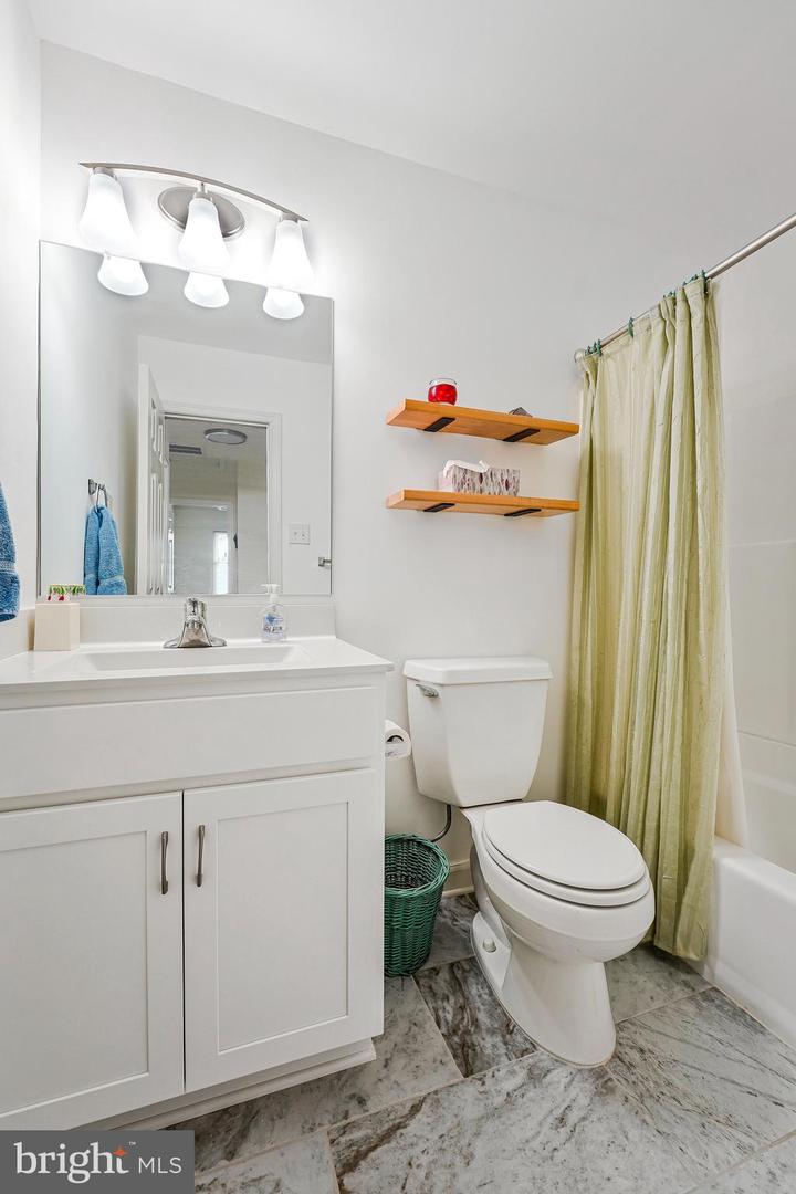 4503 FILLINGAME DR, CHANTILLY, Virginia 20151, 3 Bedrooms Bedrooms, ,2 BathroomsBathrooms,Residential,For sale,4503 FILLINGAME DR,VAFX2231542 MLS # VAFX2231542