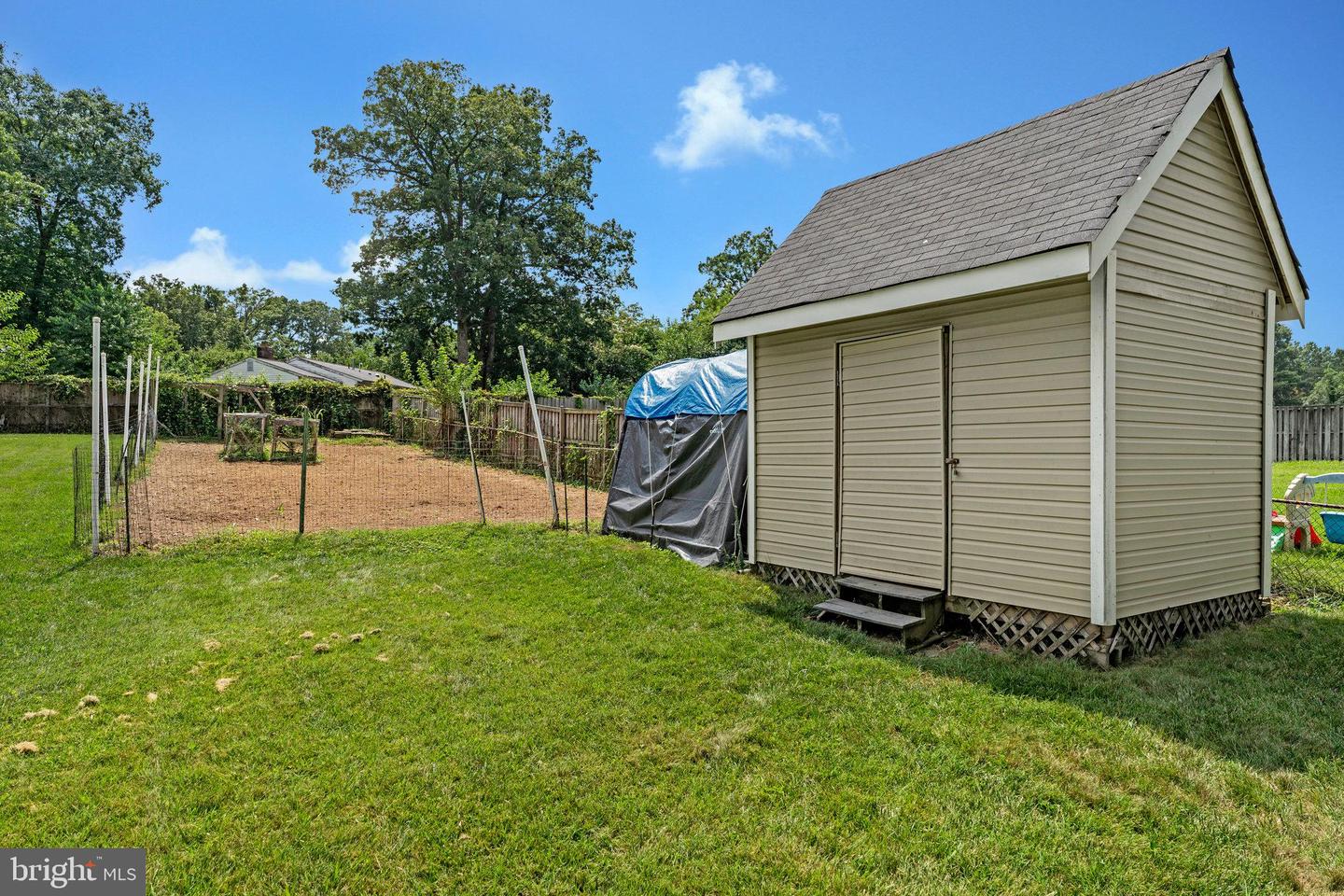 4503 FILLINGAME DR, CHANTILLY, Virginia 20151, 3 Bedrooms Bedrooms, ,2 BathroomsBathrooms,Residential,For sale,4503 FILLINGAME DR,VAFX2231542 MLS # VAFX2231542