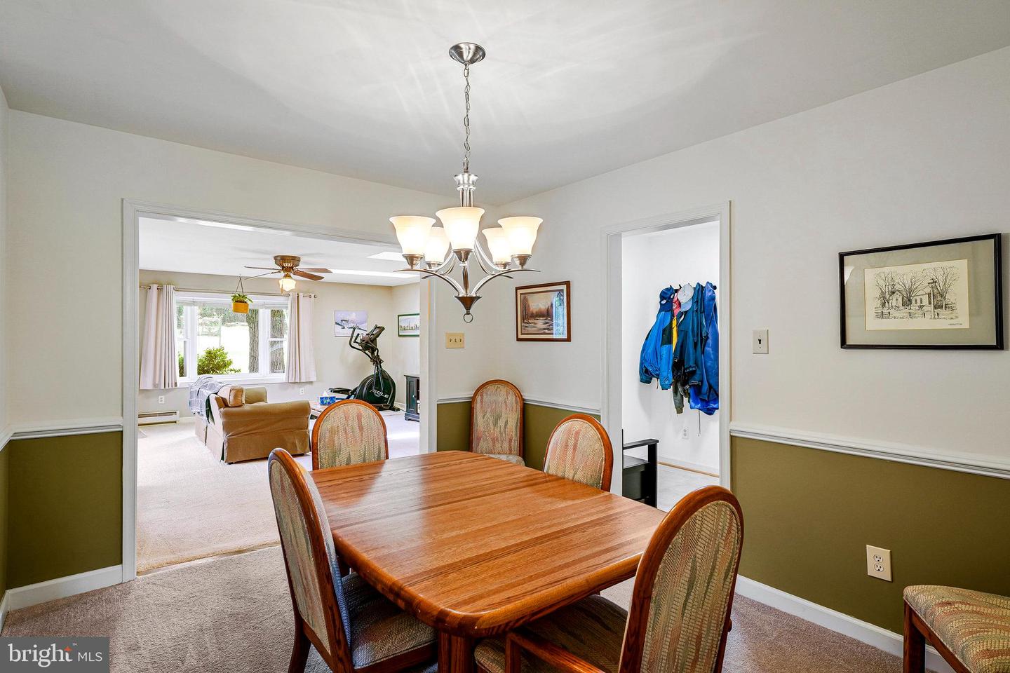 4503 FILLINGAME DR, CHANTILLY, Virginia 20151, 3 Bedrooms Bedrooms, ,2 BathroomsBathrooms,Residential,For sale,4503 FILLINGAME DR,VAFX2231542 MLS # VAFX2231542