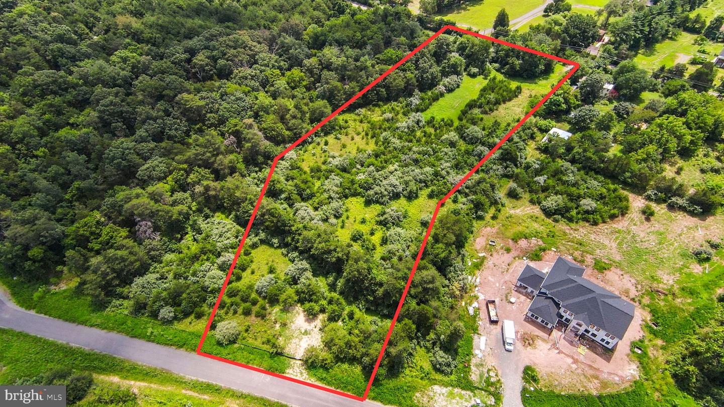 7039 JAY CT, CENTREVILLE, Virginia 20121, ,Land,For sale,7039 JAY CT,VAFX2258886 MLS # VAFX2258886
