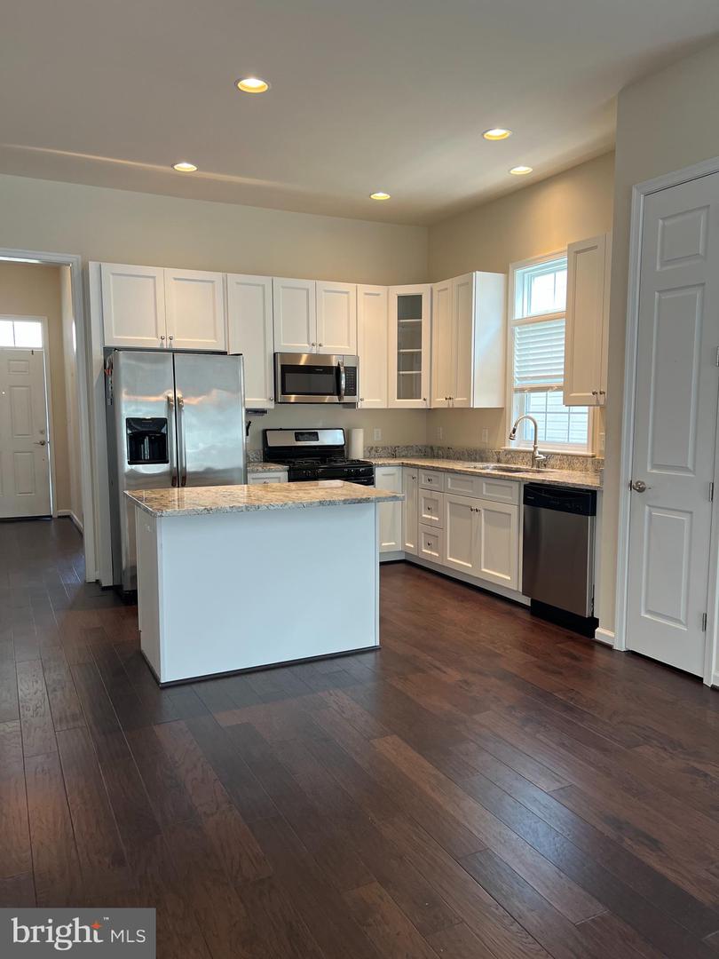 5716 SPRING ARBOR CIR, FREDERICKSBURG, Virginia 22407, 4 Bedrooms Bedrooms, ,3 BathroomsBathrooms,Residential,For sale,5716 SPRING ARBOR CIR,VASP2032776 MLS # VASP2032776