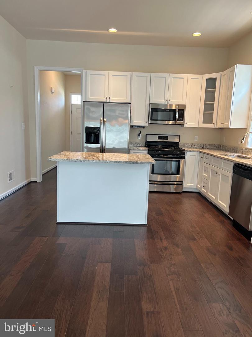 5716 SPRING ARBOR CIR, FREDERICKSBURG, Virginia 22407, 4 Bedrooms Bedrooms, ,3 BathroomsBathrooms,Residential,For sale,5716 SPRING ARBOR CIR,VASP2032776 MLS # VASP2032776