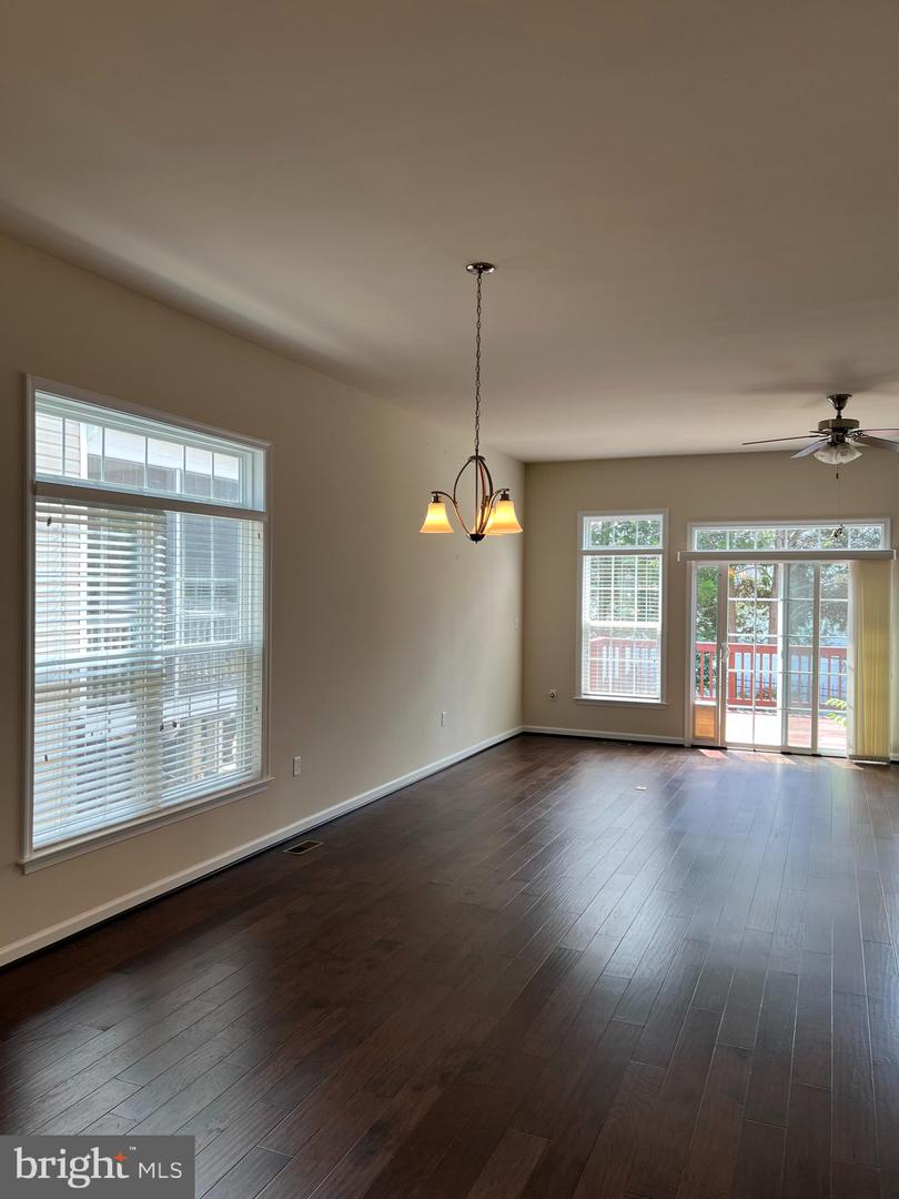 5716 SPRING ARBOR CIR, FREDERICKSBURG, Virginia 22407, 4 Bedrooms Bedrooms, ,3 BathroomsBathrooms,Residential,For sale,5716 SPRING ARBOR CIR,VASP2032776 MLS # VASP2032776