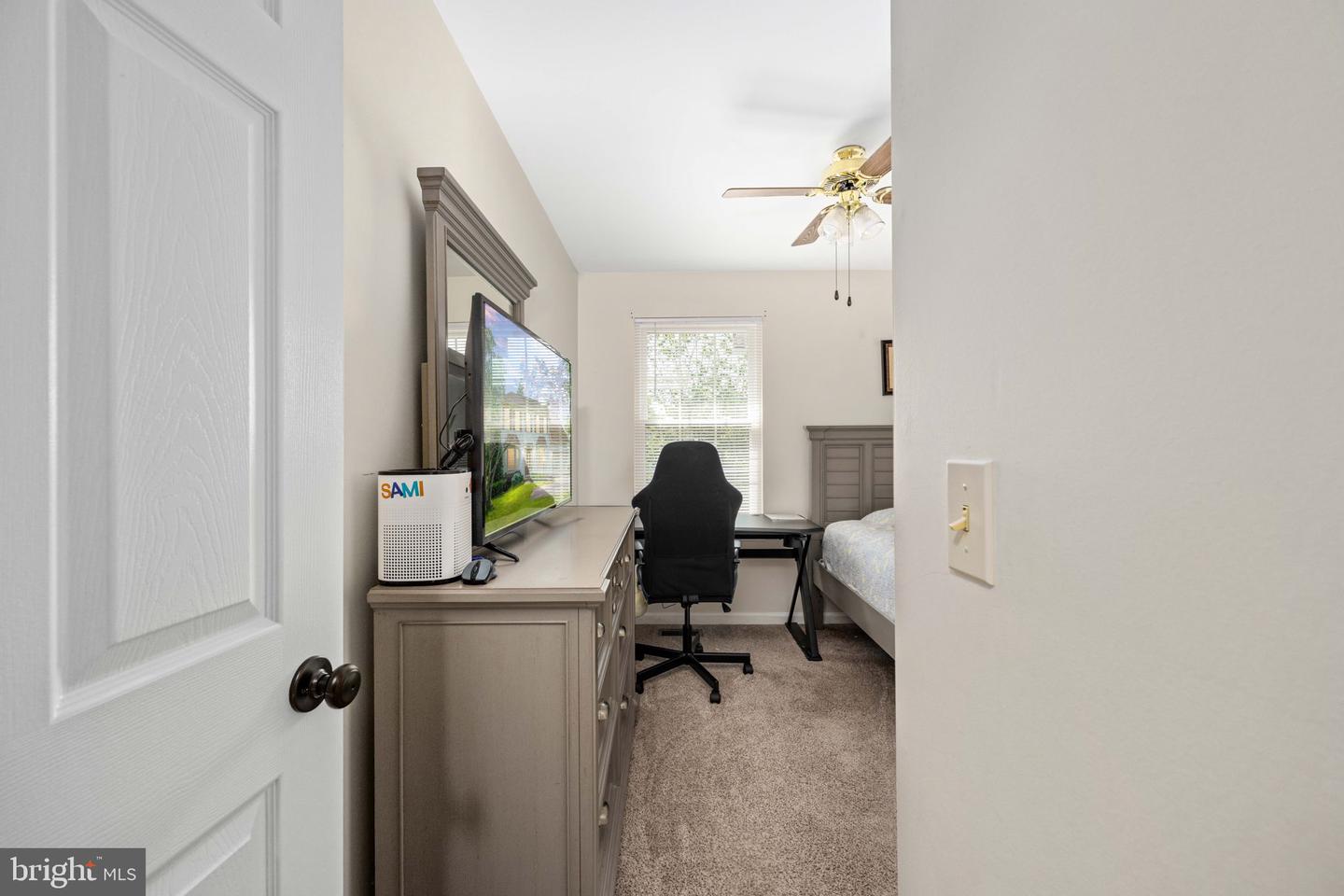 15720 BEAU RIDGE DR, WOODBRIDGE, Virginia 22193, 4 Bedrooms Bedrooms, ,2 BathroomsBathrooms,Residential,For sale,15720 BEAU RIDGE DR,VAPW2094734 MLS # VAPW2094734