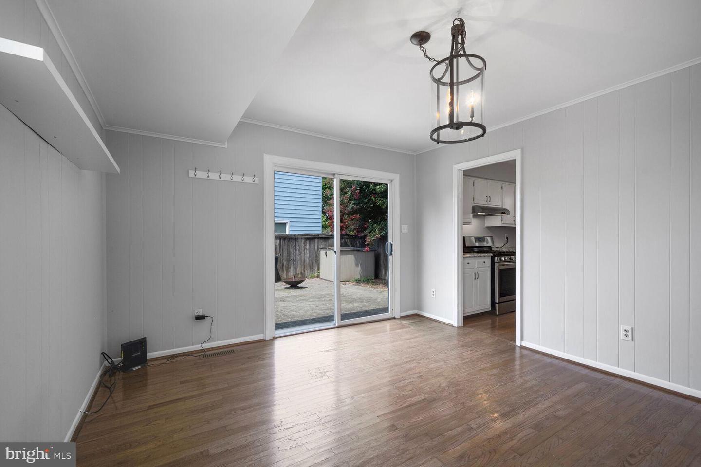 2100 LESLIE AVE, ALEXANDRIA, Virginia 22301, 3 Bedrooms Bedrooms, ,2 BathroomsBathrooms,Residential,For sale,2100 LESLIE AVE,VAAX2046218 MLS # VAAX2046218