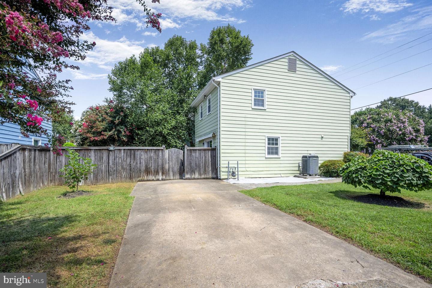 2100 LESLIE AVE, ALEXANDRIA, Virginia 22301, 3 Bedrooms Bedrooms, ,2 BathroomsBathrooms,Residential,For sale,2100 LESLIE AVE,VAAX2046218 MLS # VAAX2046218