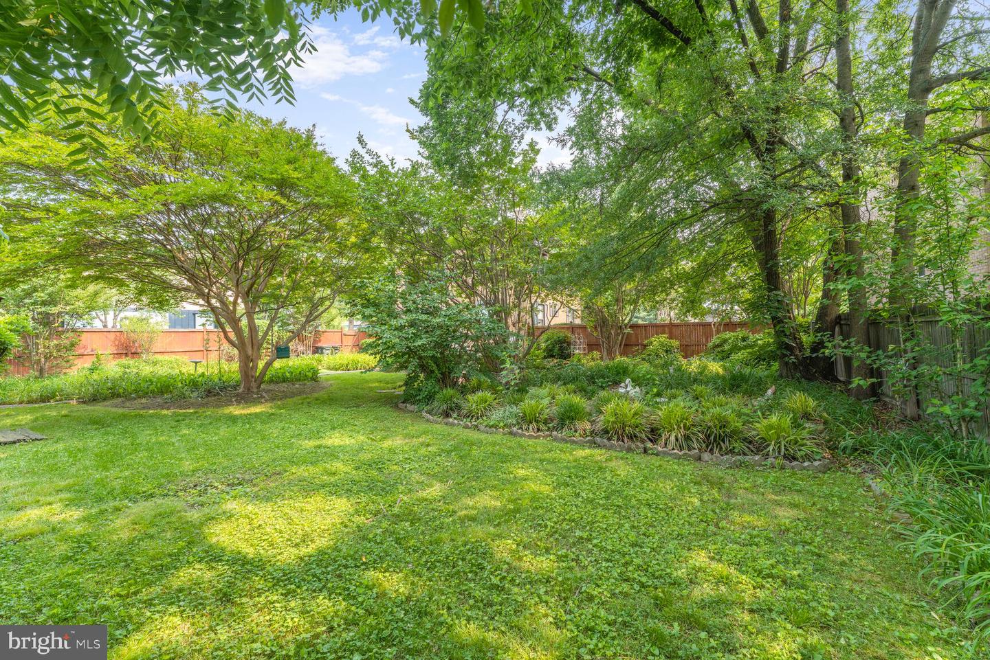 801 23RD ST S, ARLINGTON, Virginia 22202, 3 Bedrooms Bedrooms, ,1 BathroomBathrooms,Residential,For sale,801 23RD ST S,VAAR2058888 MLS # VAAR2058888