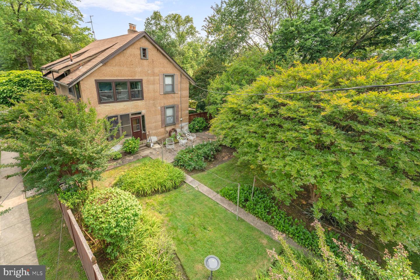 801 23RD ST S, ARLINGTON, Virginia 22202, 3 Bedrooms Bedrooms, ,1 BathroomBathrooms,Residential,For sale,801 23RD ST S,VAAR2058888 MLS # VAAR2058888
