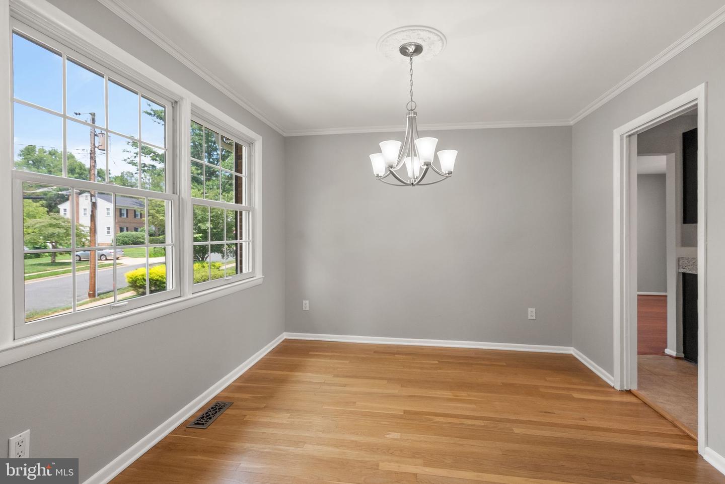 3141 FLINTLOCK RD, FAIRFAX, Virginia 22030, 4 Bedrooms Bedrooms, ,2 BathroomsBathrooms,Residential,For sale,3141 FLINTLOCK RD,VAFC2006438 MLS # VAFC2006438