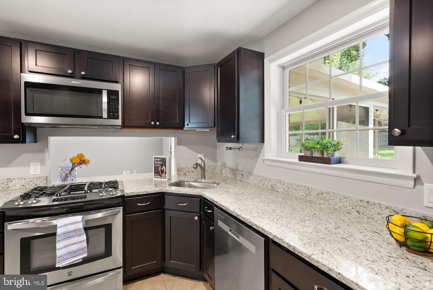 3141 FLINTLOCK RD, FAIRFAX, Virginia 22030, 4 Bedrooms Bedrooms, ,2 BathroomsBathrooms,Residential,For sale,3141 FLINTLOCK RD,VAFC2006438 MLS # VAFC2006438