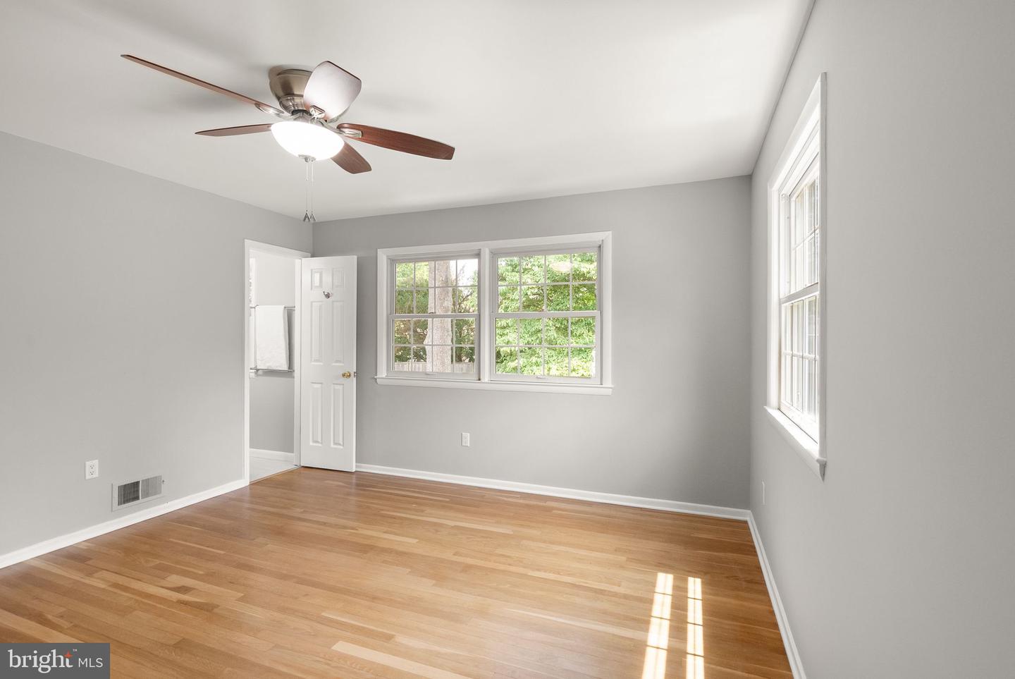 3141 FLINTLOCK RD, FAIRFAX, Virginia 22030, 4 Bedrooms Bedrooms, ,2 BathroomsBathrooms,Residential,For sale,3141 FLINTLOCK RD,VAFC2006438 MLS # VAFC2006438