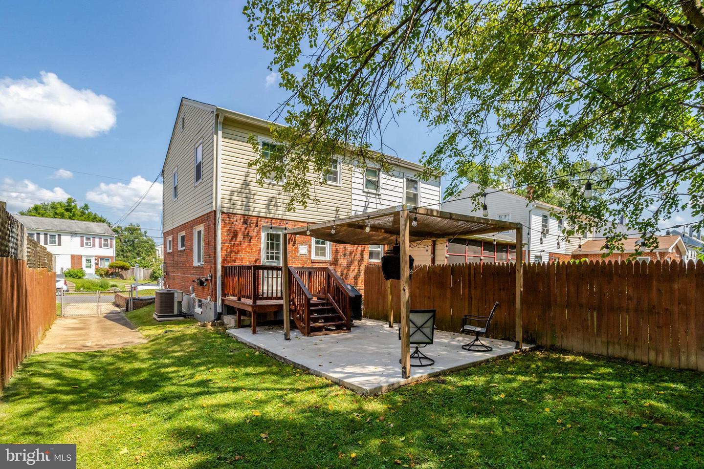 6822 KENYON DR, ALEXANDRIA, Virginia 22307, 2 Bedrooms Bedrooms, ,2 BathroomsBathrooms,Residential,For sale,6822 KENYON DR,VAFX2246814 MLS # VAFX2246814