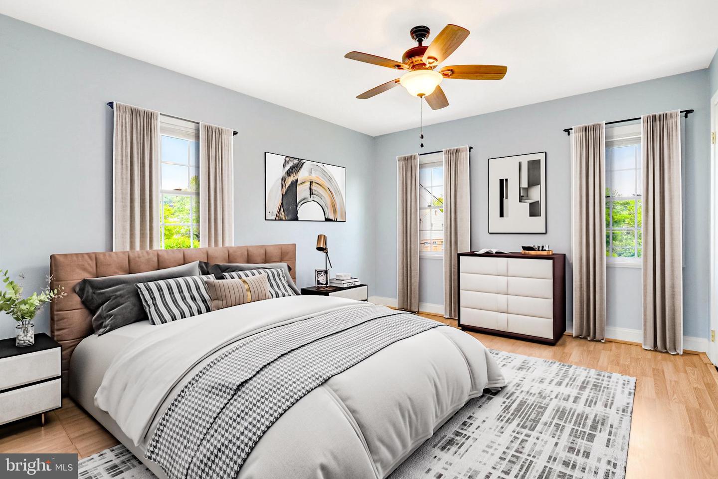 6822 KENYON DR, ALEXANDRIA, Virginia 22307, 2 Bedrooms Bedrooms, ,2 BathroomsBathrooms,Residential,For sale,6822 KENYON DR,VAFX2246814 MLS # VAFX2246814