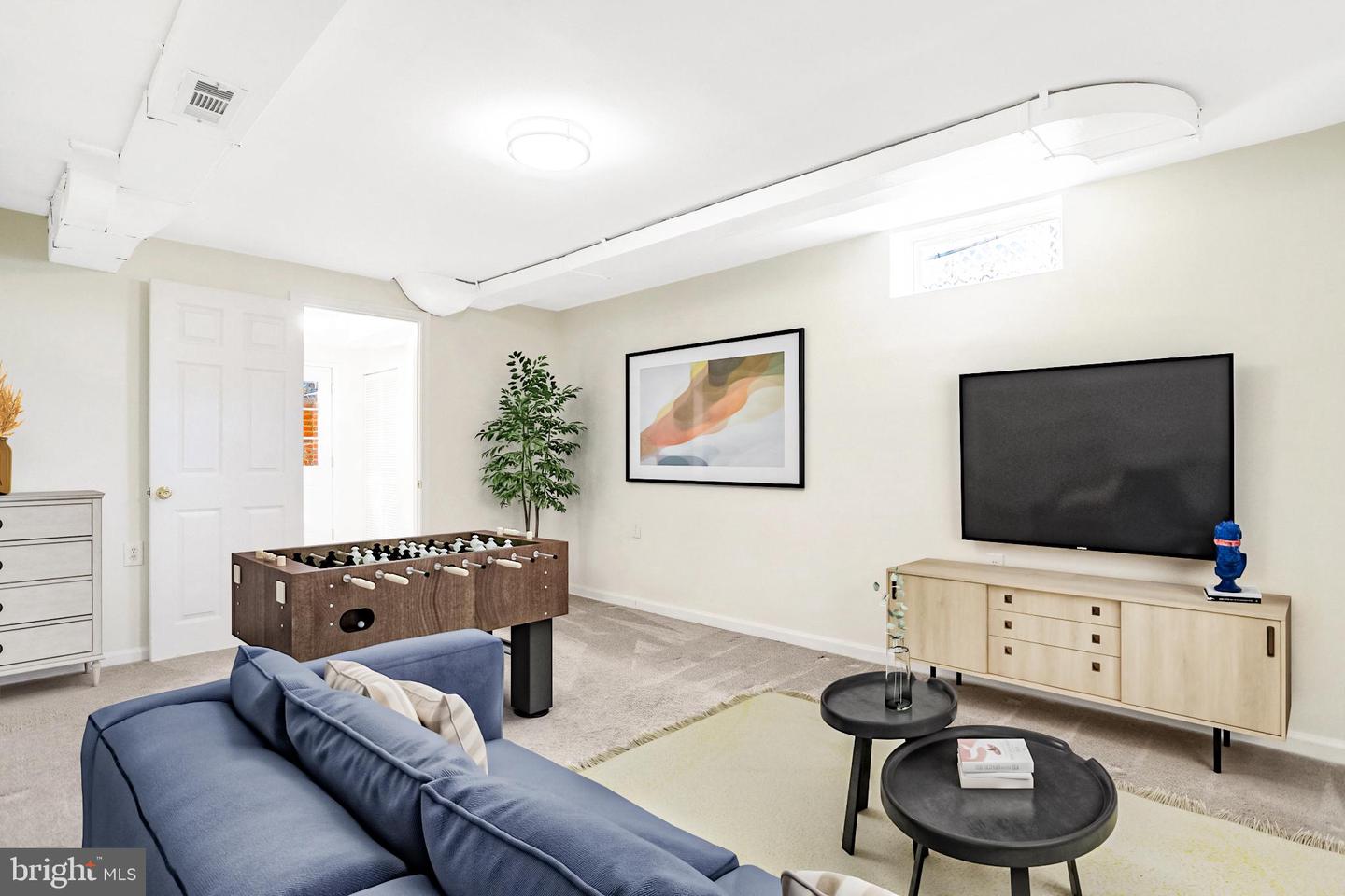 6822 KENYON DR, ALEXANDRIA, Virginia 22307, 2 Bedrooms Bedrooms, ,2 BathroomsBathrooms,Residential,For sale,6822 KENYON DR,VAFX2246814 MLS # VAFX2246814