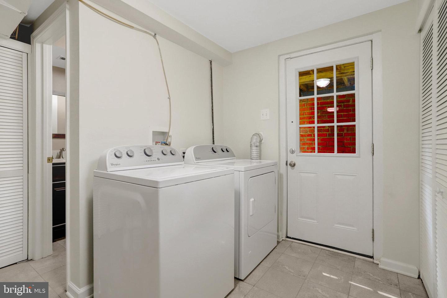 6822 KENYON DR, ALEXANDRIA, Virginia 22307, 2 Bedrooms Bedrooms, ,2 BathroomsBathrooms,Residential,For sale,6822 KENYON DR,VAFX2246814 MLS # VAFX2246814